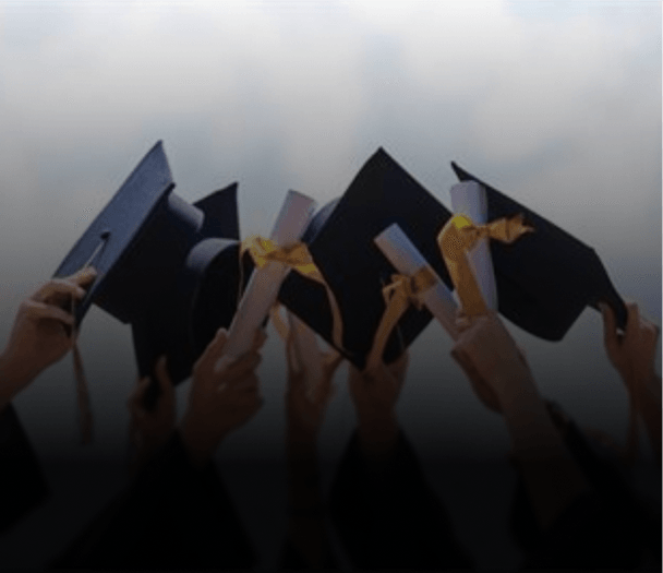 النجاح والدعم الطلابي