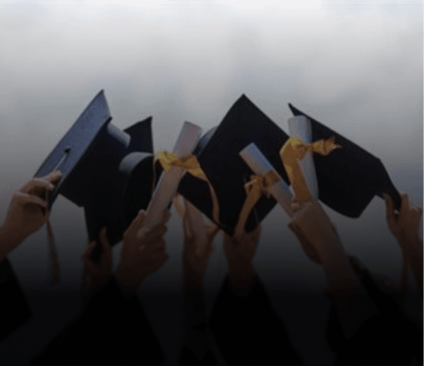 النجاح والدعم الطلابي