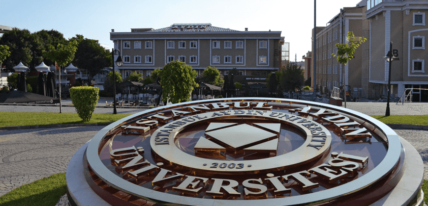 جامعة إسطنبول أيدن في أرقام