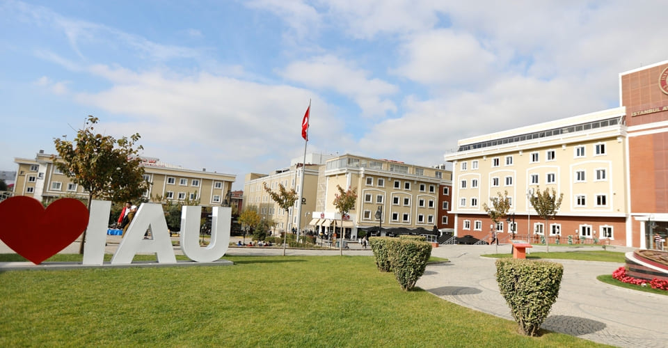 تخصصات التعليم عن بعد في جامعة إسطنبول أيدن